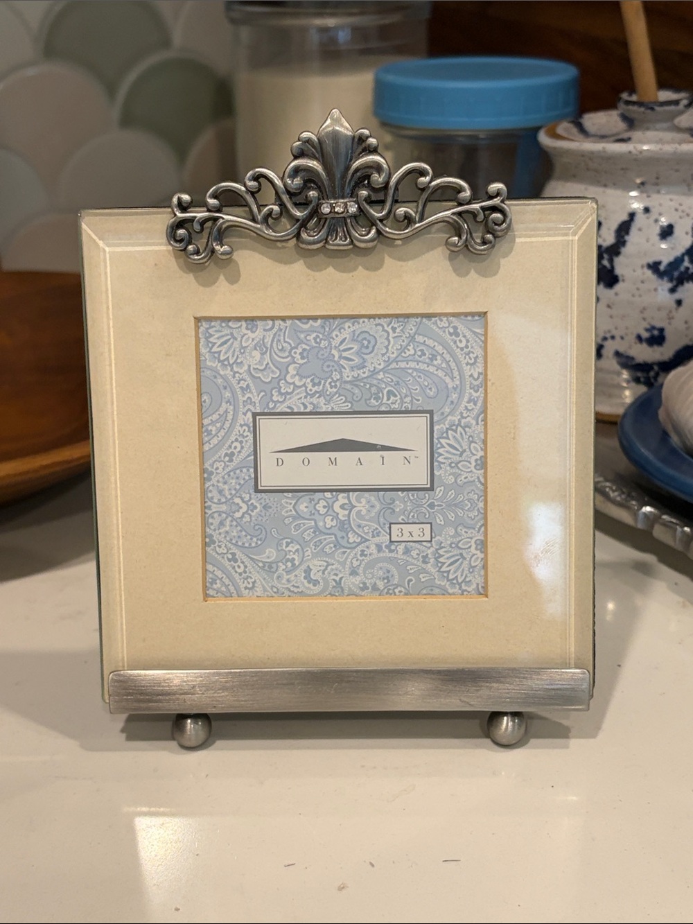 Doma Cream Frame with Silver Ornate Accent